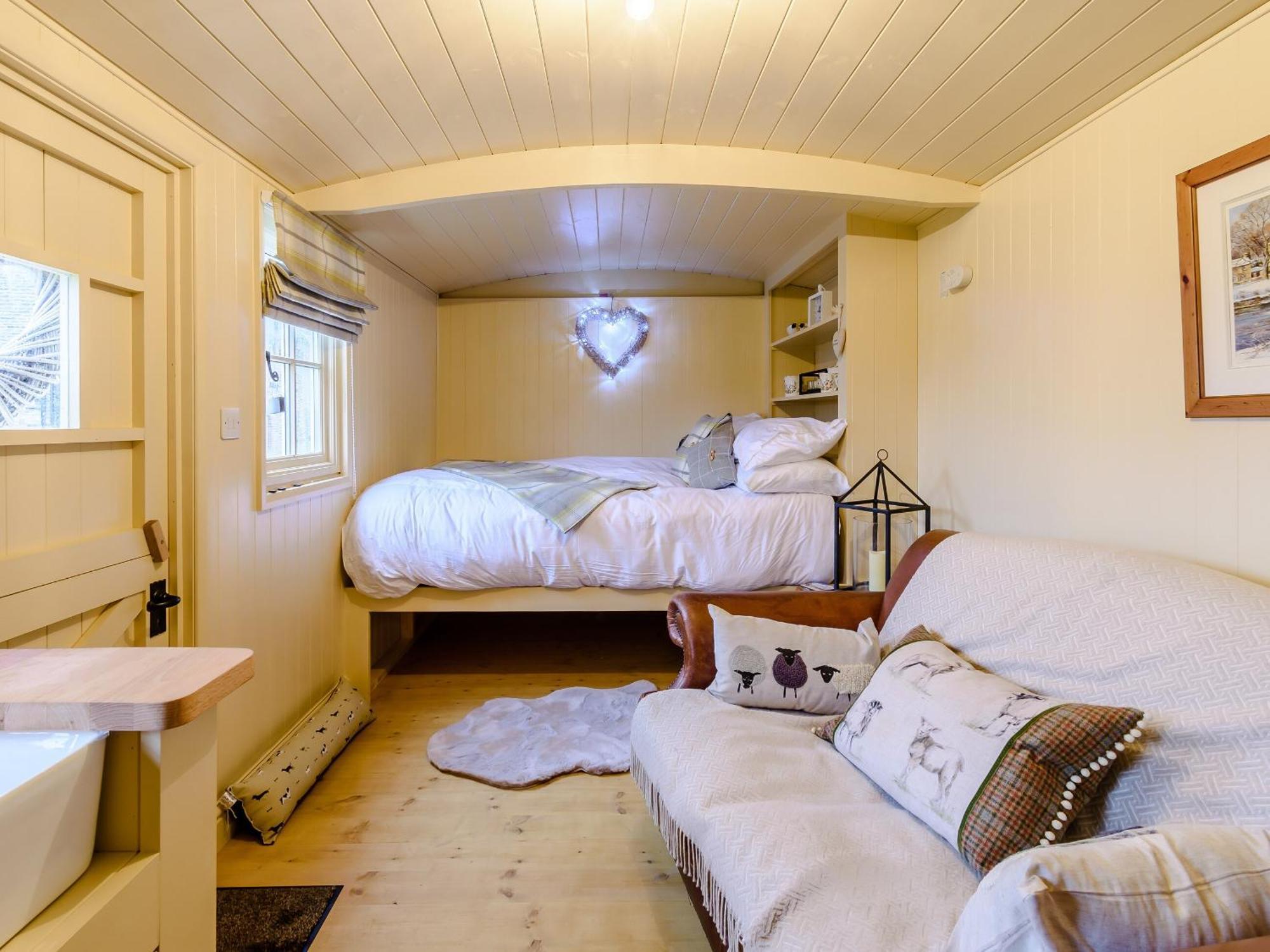 The Lambing Shed Villa Ryhill Екстериор снимка