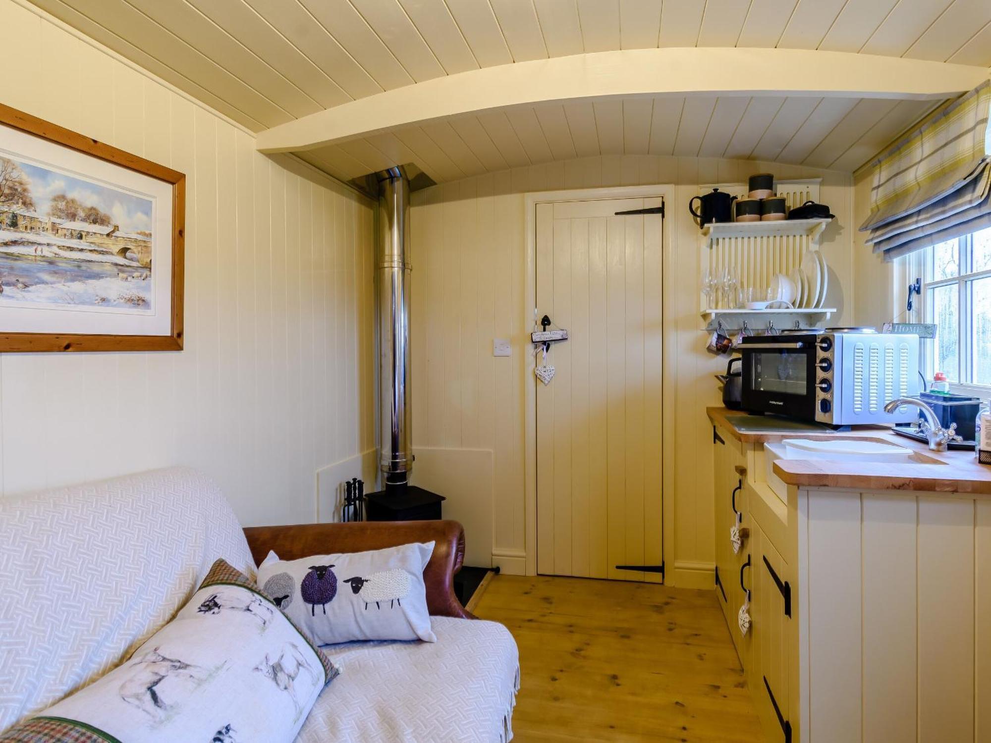 The Lambing Shed Villa Ryhill Екстериор снимка
